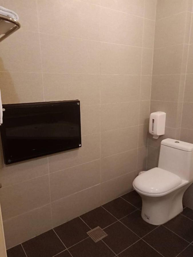 Xin Yuan Motel Taichung Buitenkant foto